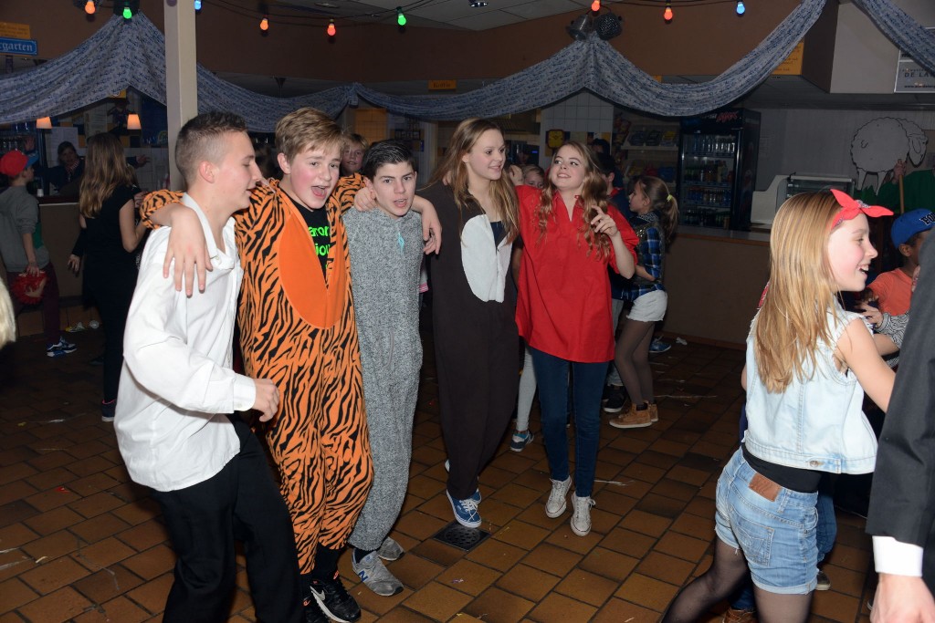 ../Images/Jeugddisco Beestenboel 288.jpg